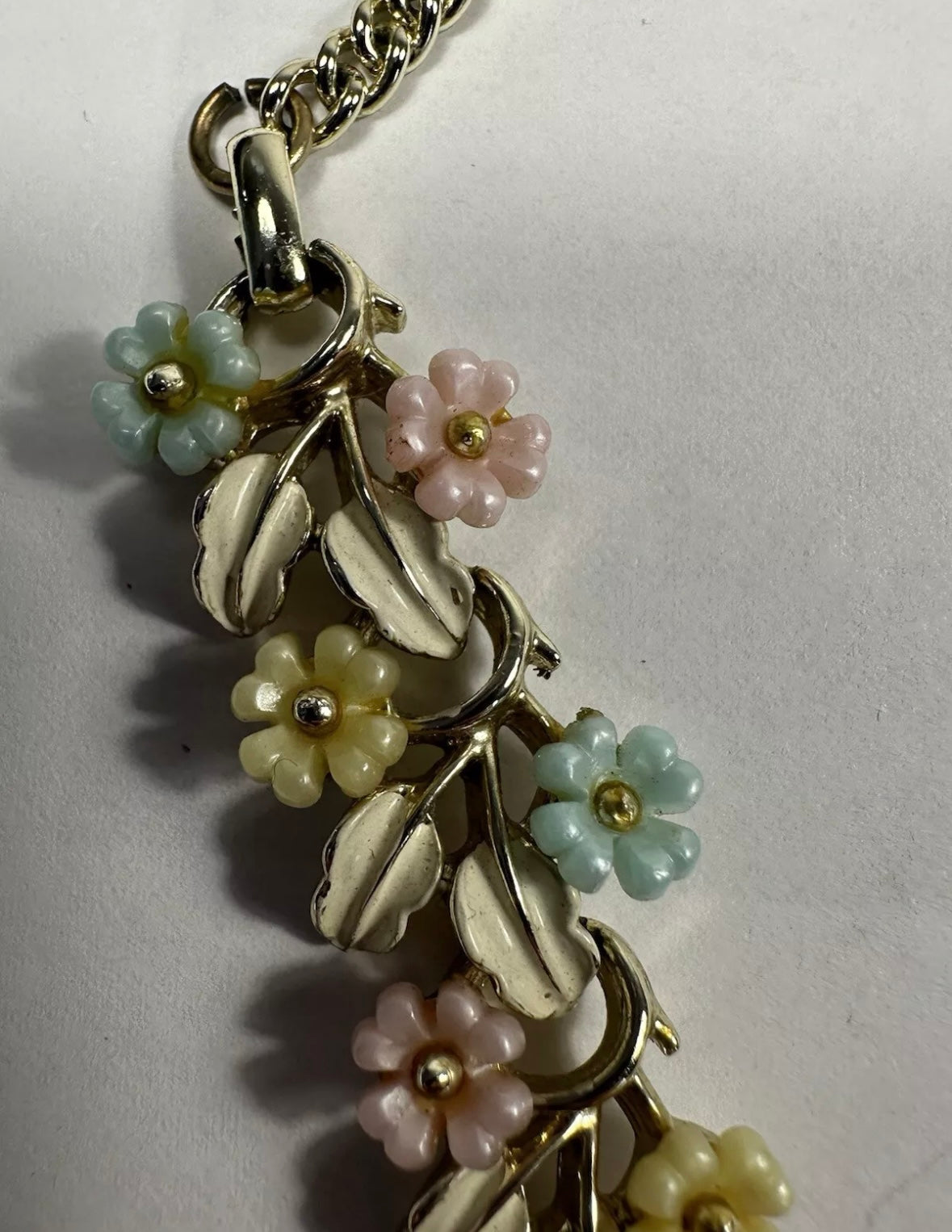 Mid Century Modern floral necklace with pastel enamel over gold toned metal